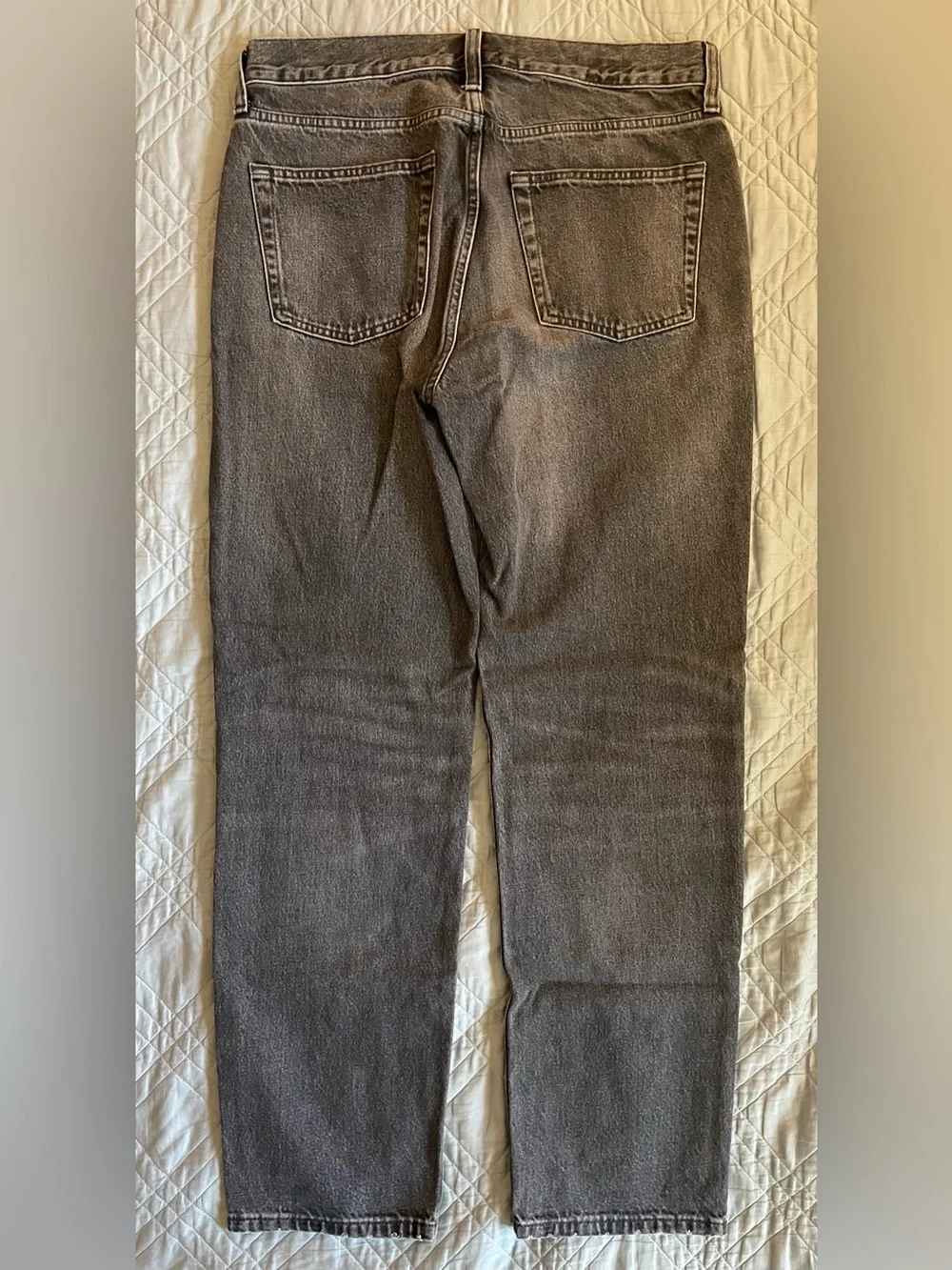 J CREW Classic Straight jean in faded black wash Size 31 $168 CM286